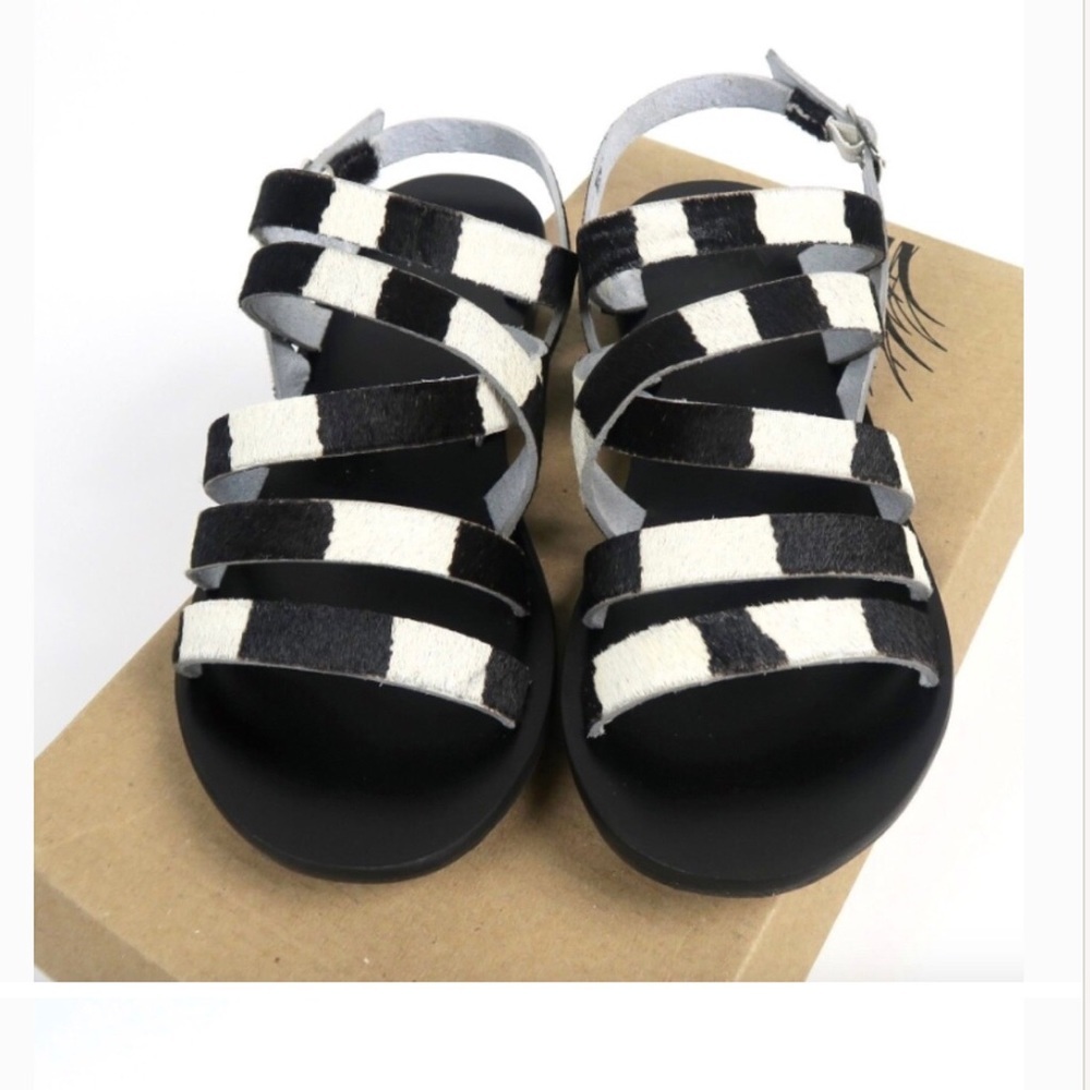 Warm Creature by Ivy Kirzhner Aurora Sandal